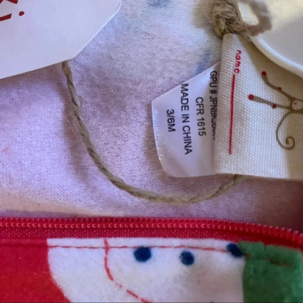 NWT Munki Munki Holiday Pajamas